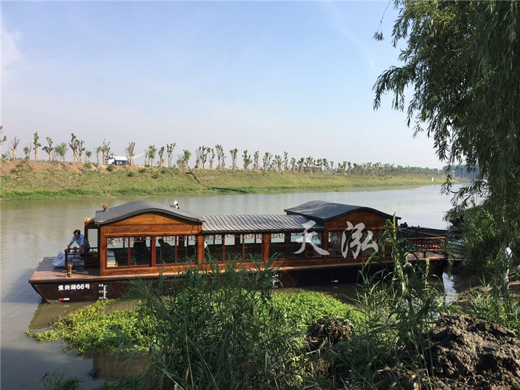 觀光畫舫船th005