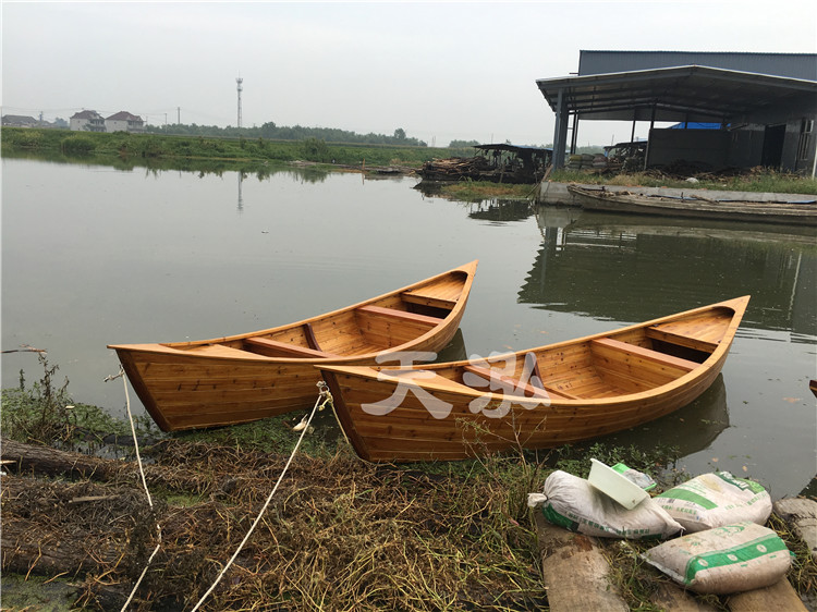 二頭尖木船th018